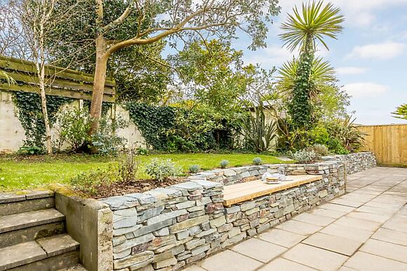 Bude Garden House