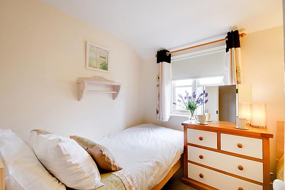 Luggers Cottage