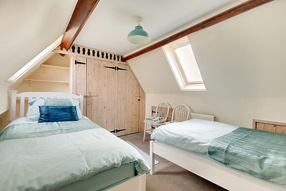 Luggers Cottage