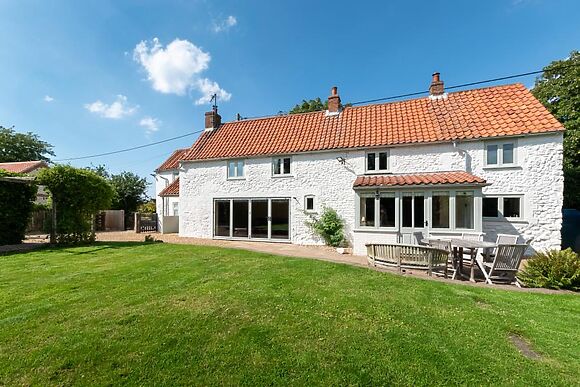 Elma Cottage