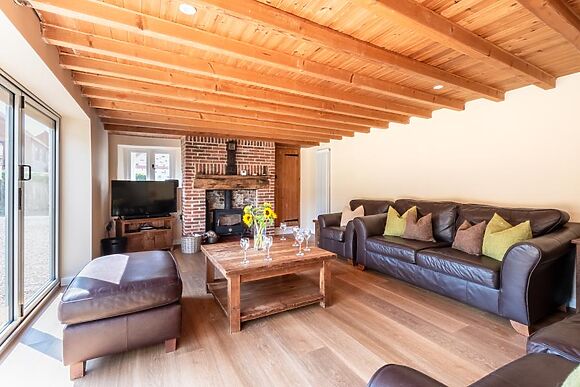 Elma Cottage