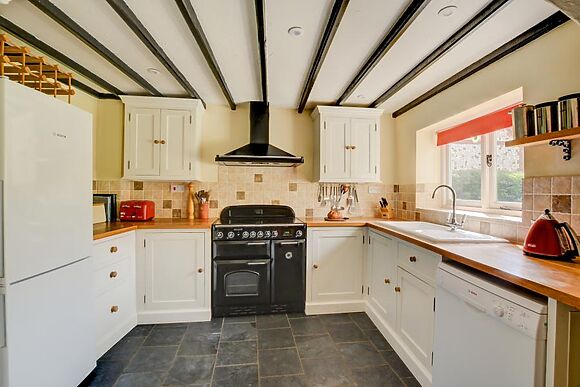 Elma Cottage