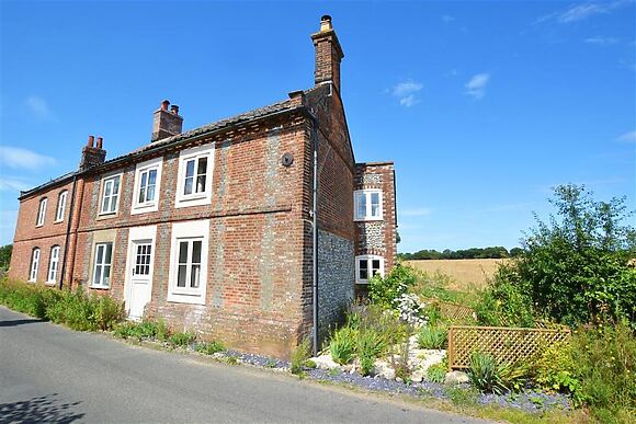 Poppy Cottage