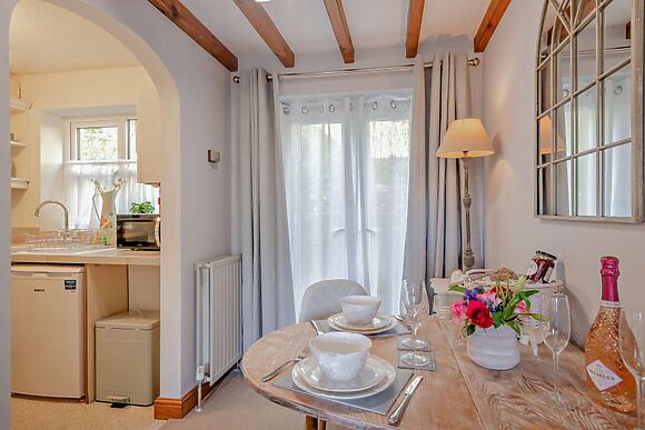 Stones Throw Cottage