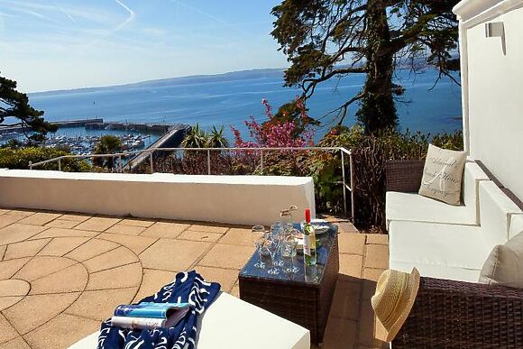 Admirals Beach House