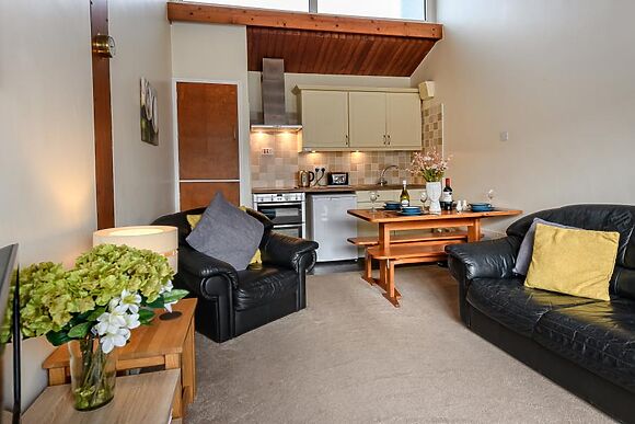 50 South Snowdon Wharf