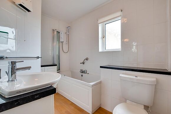 Flat 18 Clifton Court