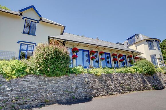 Lynton Cottage Seaview Terrace