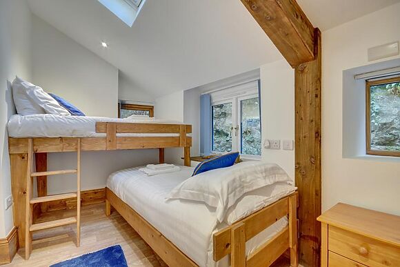 Lynton Cottage Seaview Terrace