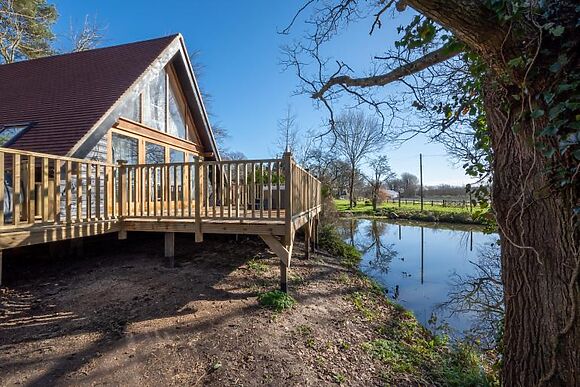 Waterside Lodge