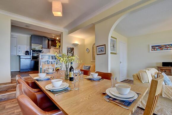 Flat 8 Clifton Court