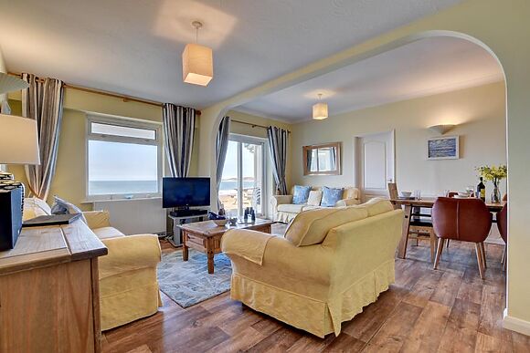 Flat 8 Clifton Court