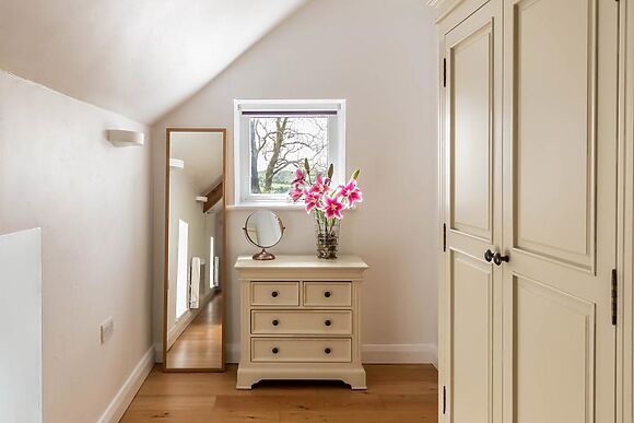 Bryn Eithin Bach Bwthyn Clychaur Gog