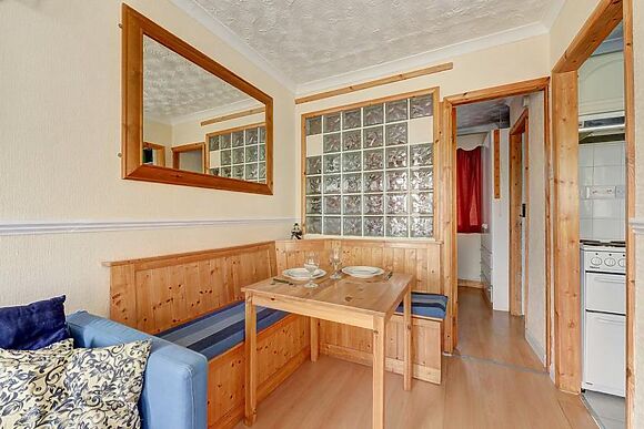 5 Croft Court
