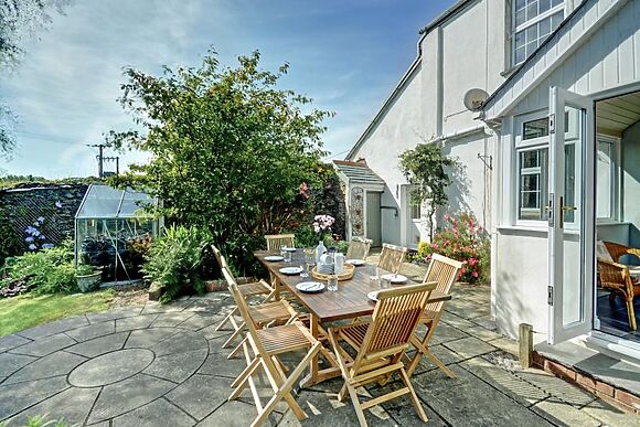 Laurel Cottage