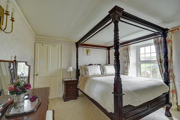 Laurel Cottage