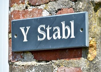 Y Stabl