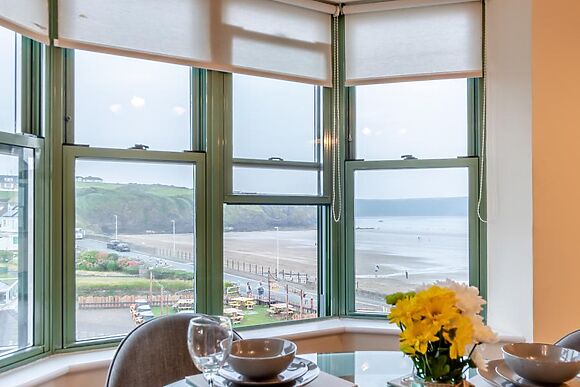 32 St Brides Bay View Apts