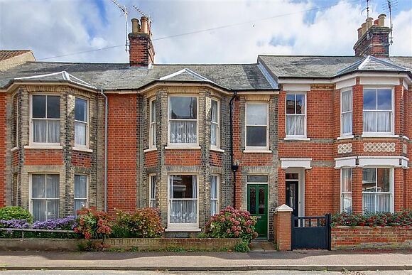 35 Stradbroke Road