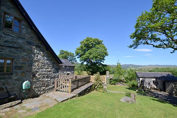 Maesgwm Barn