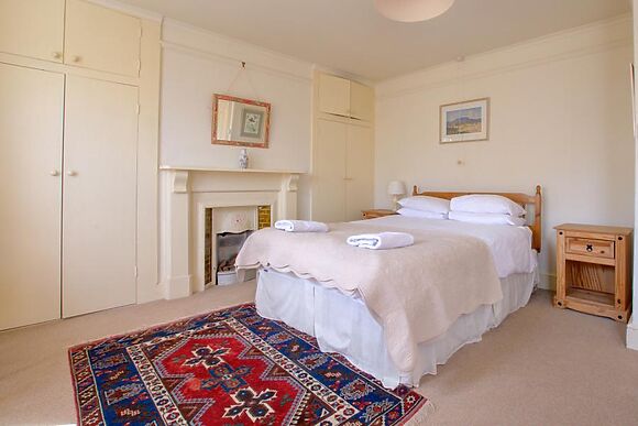54 Stradbroke Road