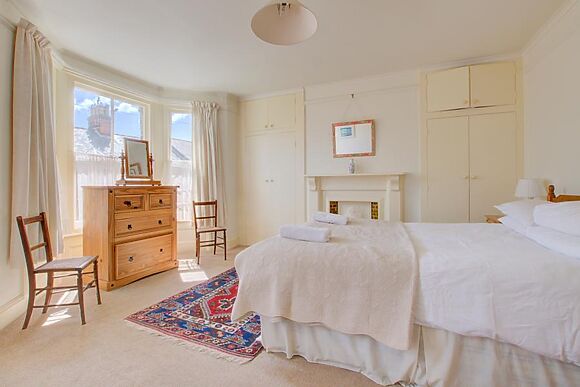 54 Stradbroke Road