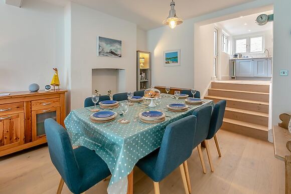 Harbour View House