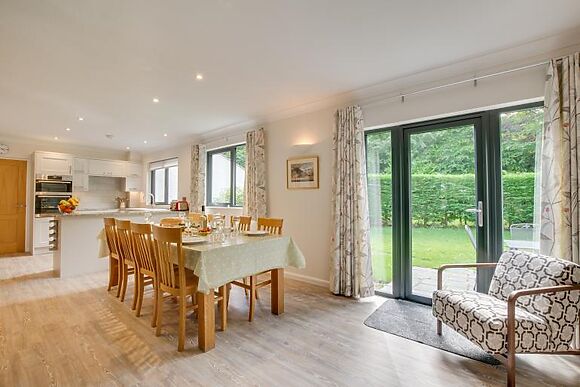 Oakdene House - photo 2 of 15