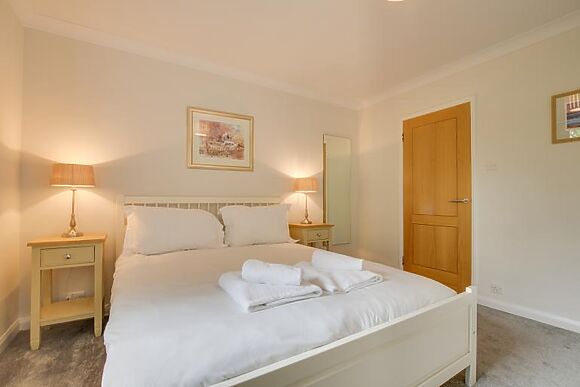 Oakdene House - photo 10 of 15
