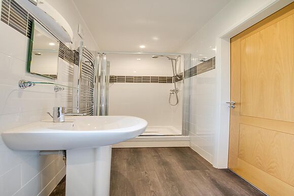 Oakdene House - photo 12 of 15