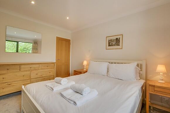 Oakdene House - photo 14 of 15