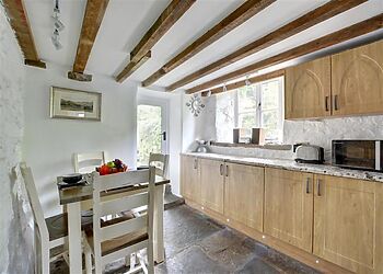 Spacious Lodge for 8 in Garsdale