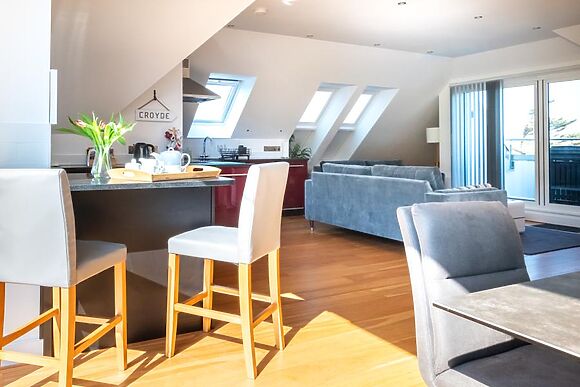 The Penthouse At Point View