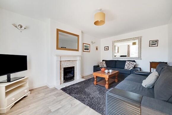 Annabels Cottage - photo 2 of 15