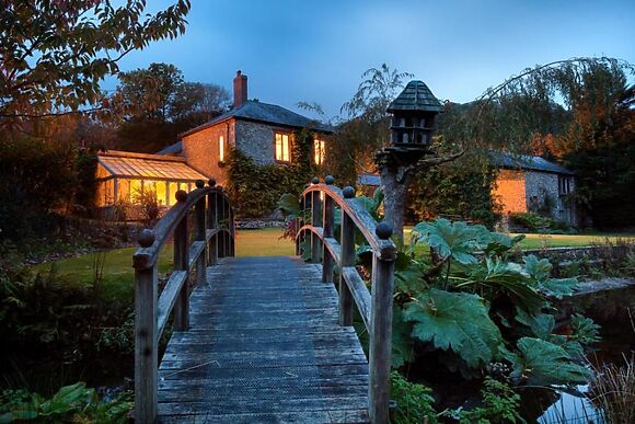 Hutchinghayes Farmhouse