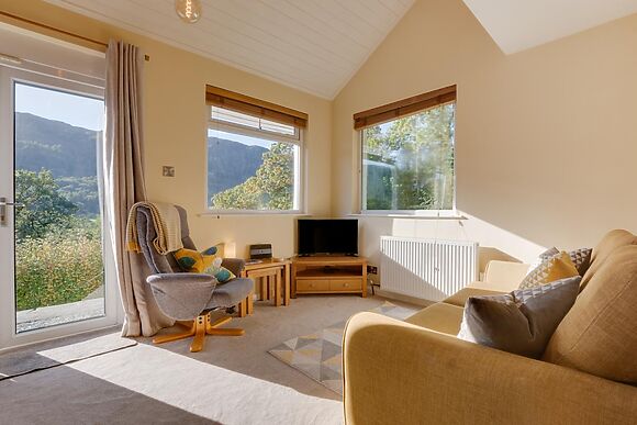 2-Bedroom Cottage with Garden in Chapel Stile
