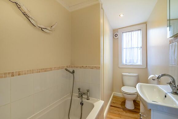 Regent Cottage - photo 11 of 13