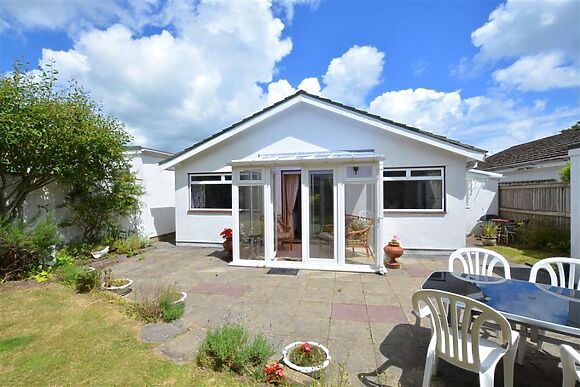 3-Bedroom Apartment with Sea Views in Saundersfoot