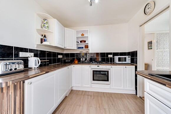 3-Bedroom Apartment with Sea Views in Saundersfoot