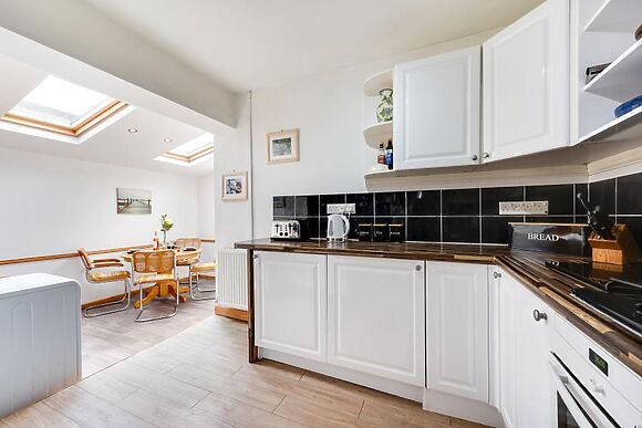 3-Bedroom Apartment with Sea Views in Saundersfoot