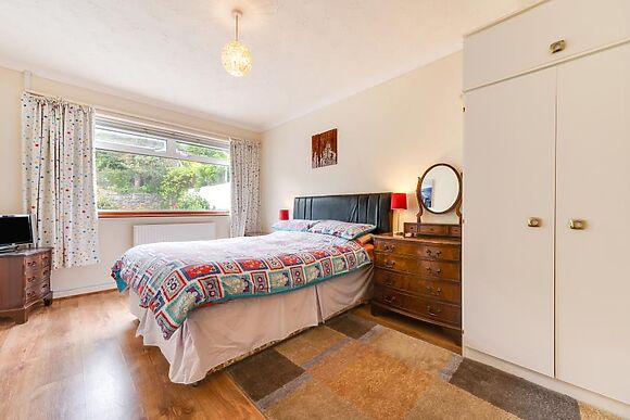 3-Bedroom Apartment with Sea Views in Saundersfoot
