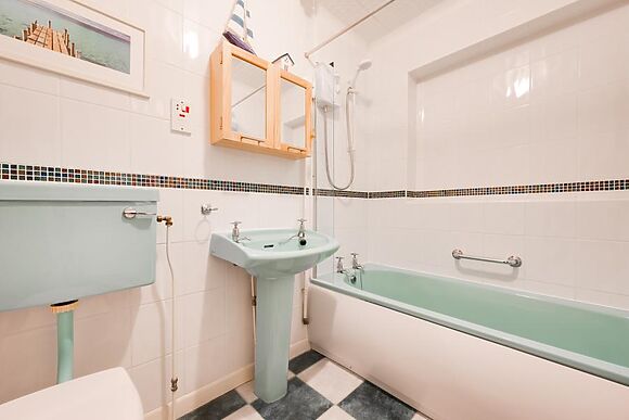 3-Bedroom Apartment with Sea Views in Saundersfoot