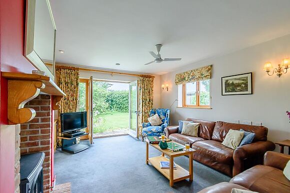 Brights Farm Lodge - photo 5 of 13