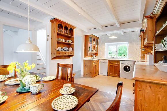 Crown Cottage