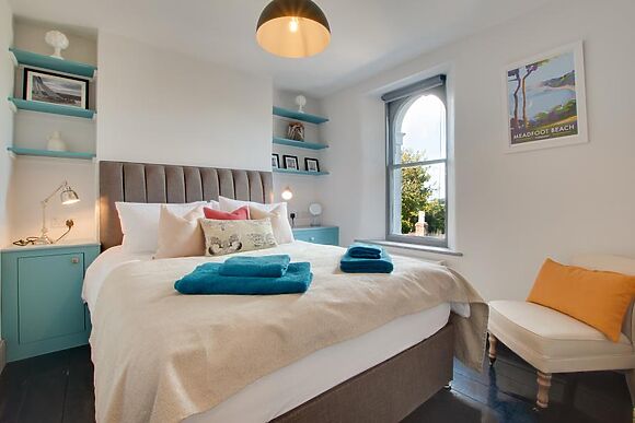 5 Coastguard Cottages