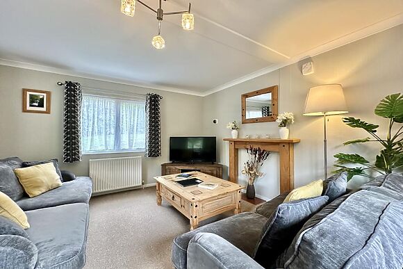 Valley Escape Sunny Lyn