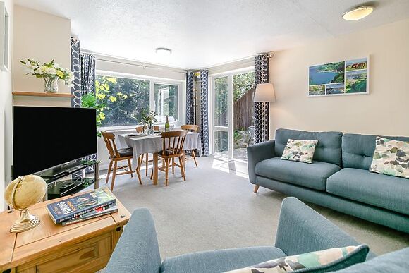 River View Sunny Lyn