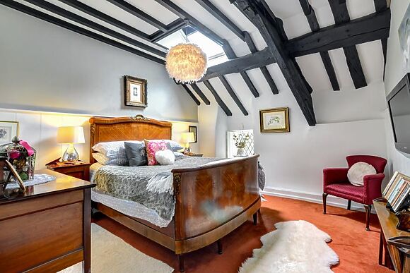 2-Bedroom Cottage in Rhiwf