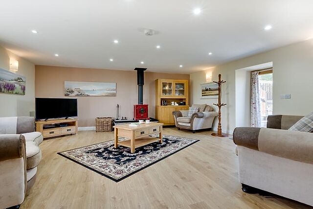 2-Bedroom Hot Tub Cottage in Cray