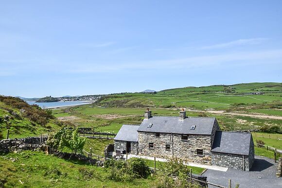 Ffermdy Penrhyn